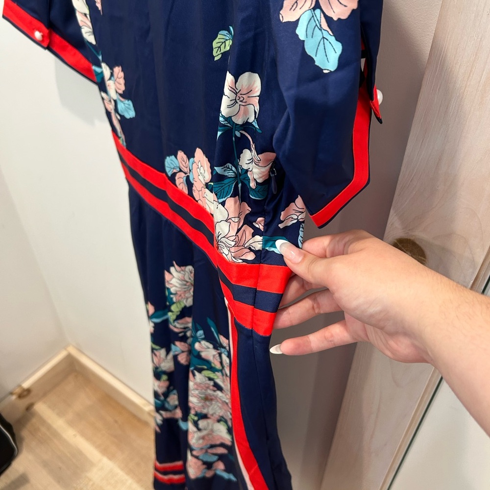 Lai Meng Five Cats Floral Navy and Red Dress Size 8 - Picture 9 of 10